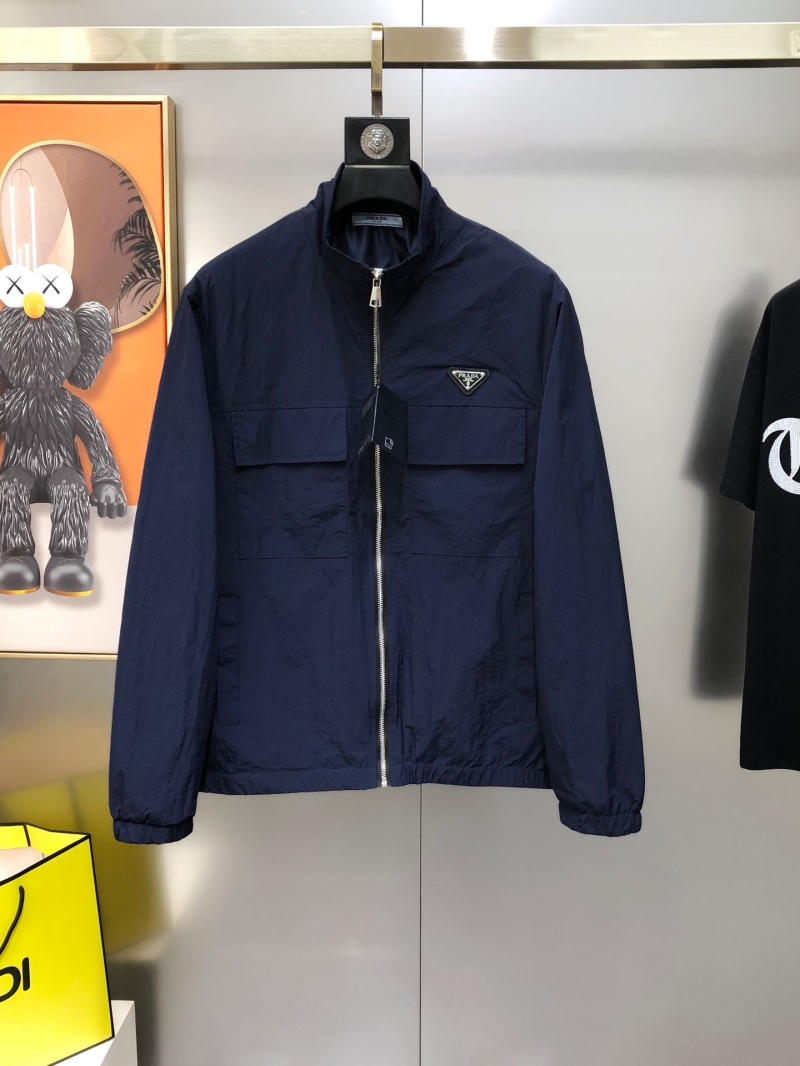 Pra*a outwear